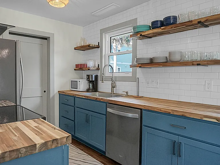 222 E Hudson Ave — Photo 26