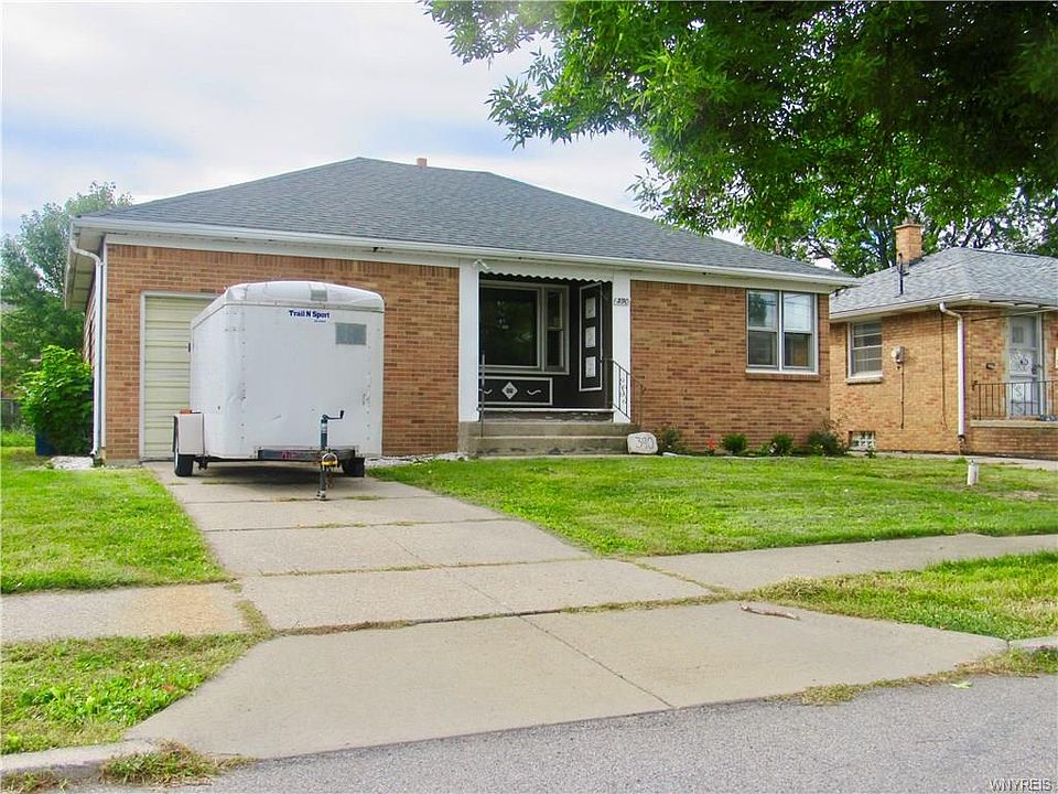 1st image of 390 Callodine Ave