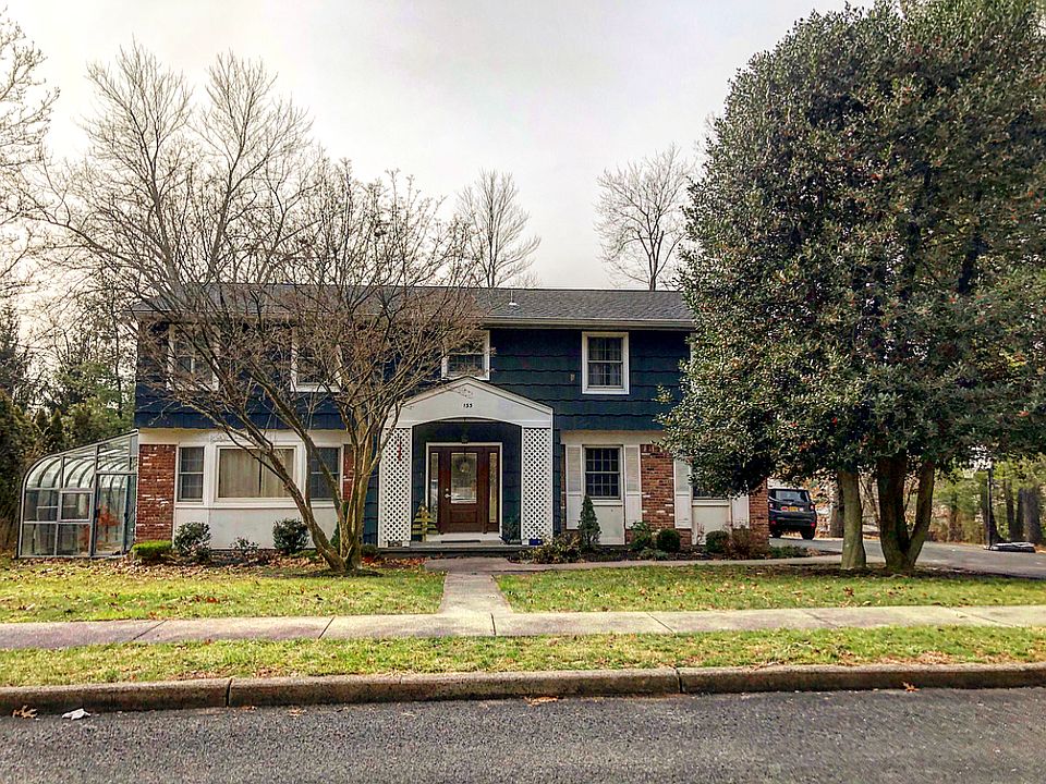 1st image of 133 Constitution Dr