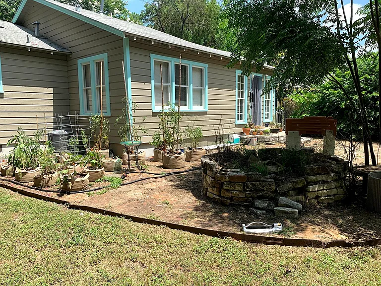 4903 Caswell Ave — Photo 29