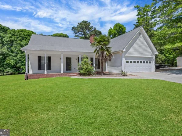 802 Cambridge Creek Dr SW, Conyers, GA 30094