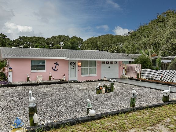 2nd image of 817 E 10th Ave