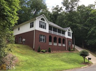 2113 Orchard Dr, Clarkesville, GA 30523