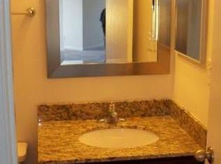2740 N Buffalo Grove Rd APT 304, Arlington Heights, IL 60004