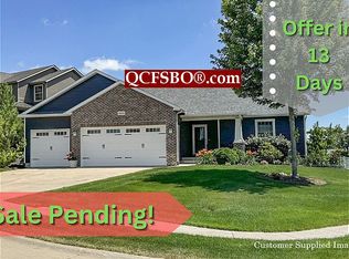 4521 Arizona Dr, Bettendorf, IA 52722