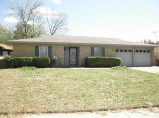 1800 Castle Rd, Arlington, TX 76014