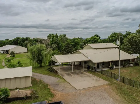 12088 N State Highway 28, Dardanelle, AR 72834