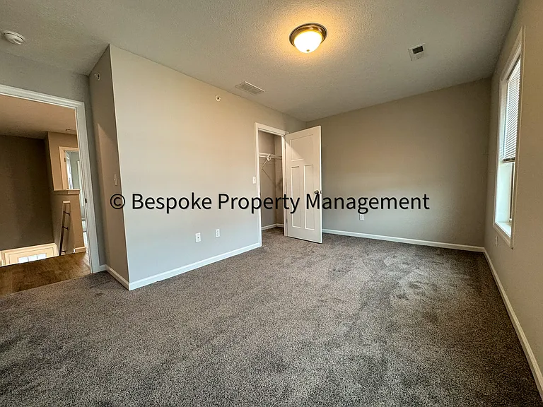 31-41 Goliath Dr — Photo 17