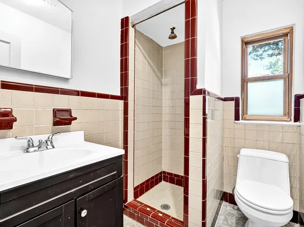 6015 Independence Avenue image 49 of 85