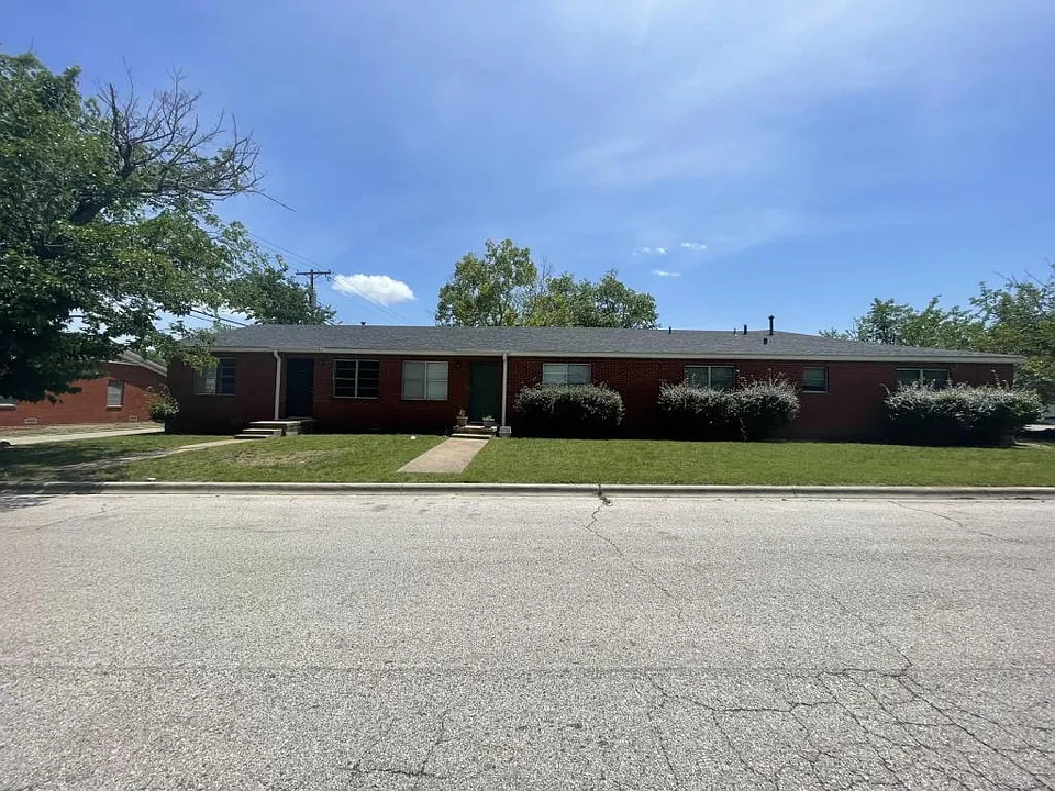 302 N 9th St