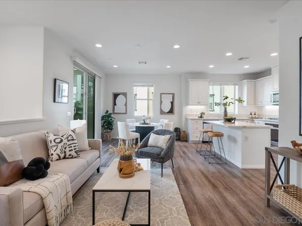 2325 Verano Way, Vista, CA 92081