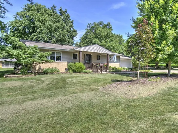 3365 Susan Dr, Decatur, IL 62526