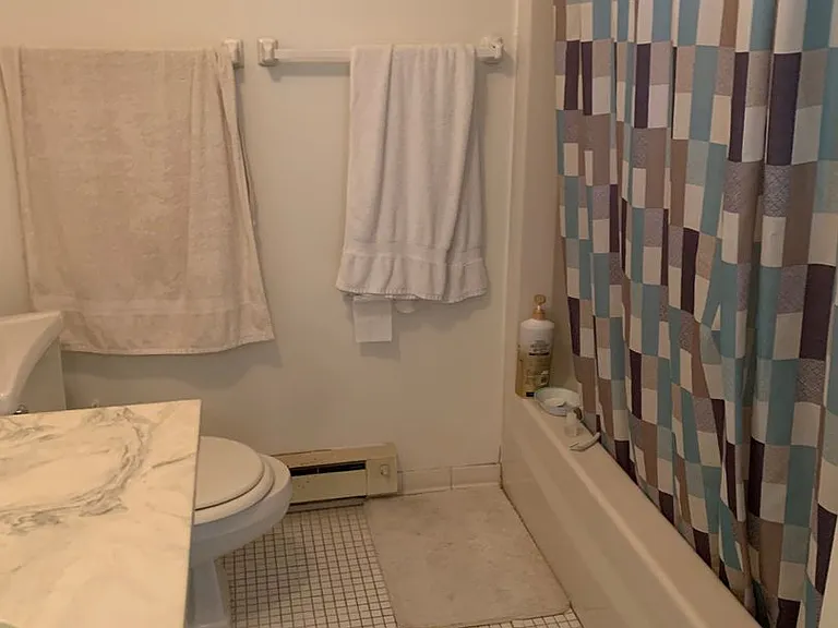 University Park Apartments near Cornell University — Photo 304