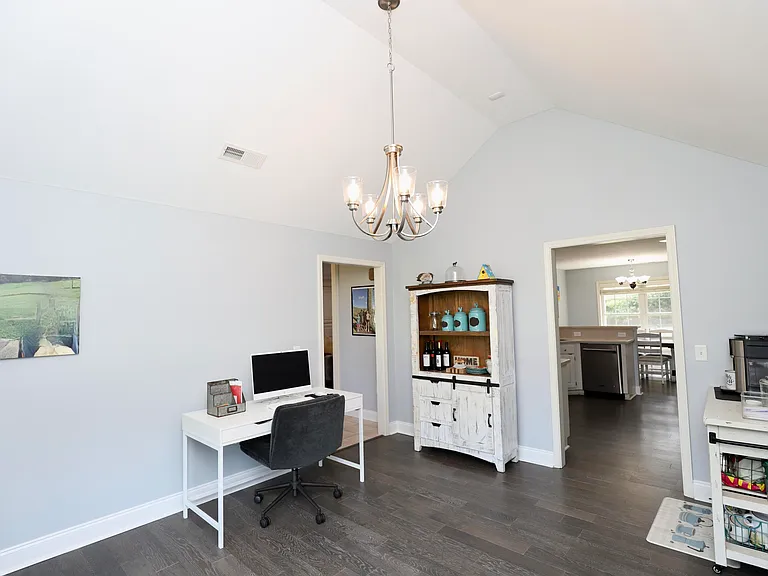 595 Saint Augustine Dr — Photo 41