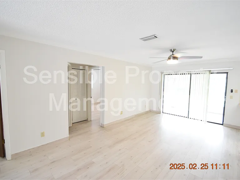 12217 104th Ln — Photo 10