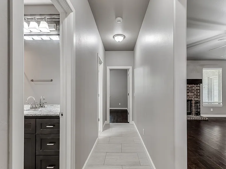 2709 Pacifica Ln — Photo 11