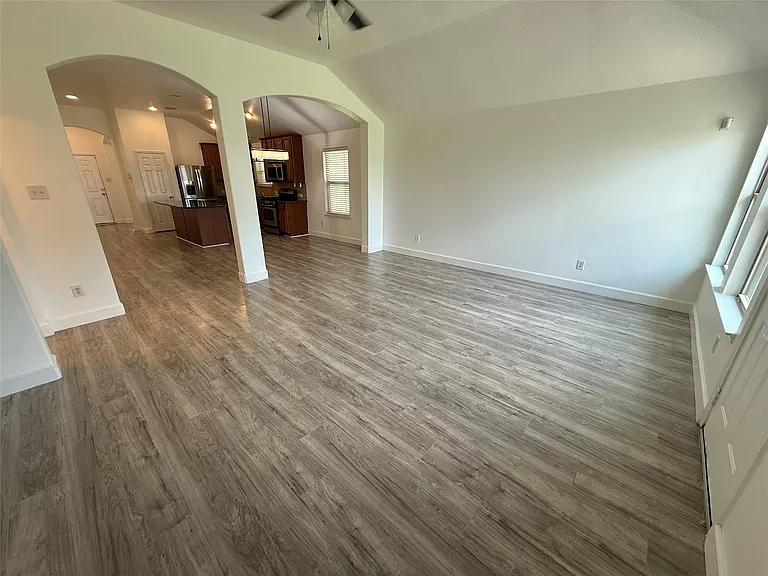 12650 Redbud Villa Ln — Photo 10