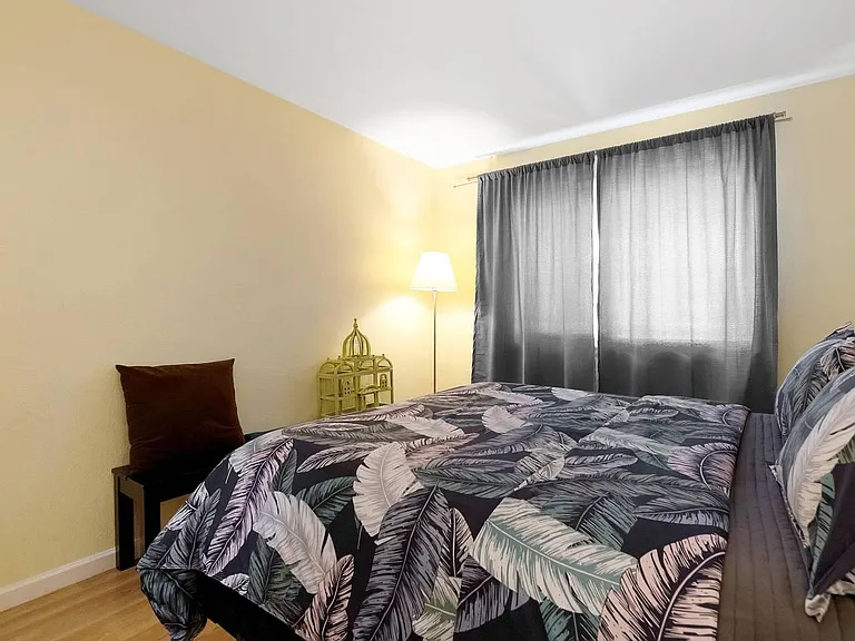 2468 W Bayshore Rd #5 — Photo 24