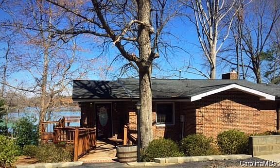4th image of 3943 Benton Dr