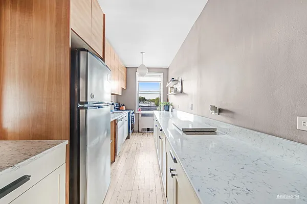 Sold by Abacus Properties | media 19