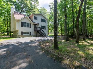 3342 Trafalgar Ave, East Stroudsburg, PA 18302