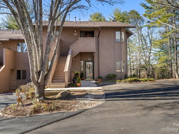 305 Piney Mountain Dr APT M2, Asheville, NC 28805