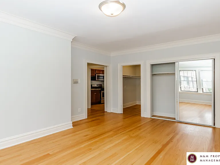 1010 North Boulevard — Photo 19