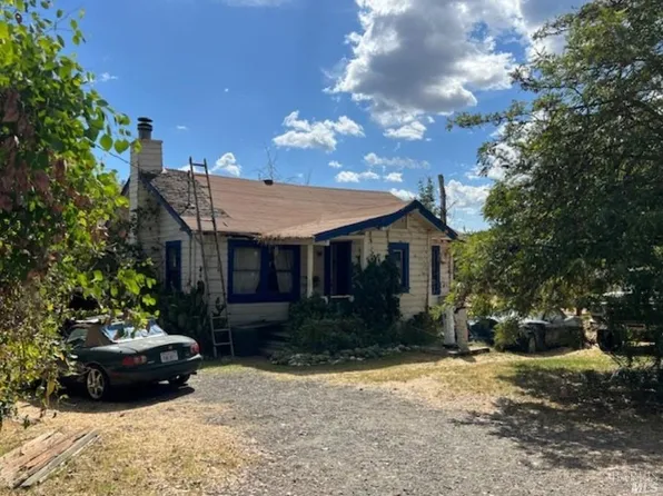 1670 Chiquita Road, Healdsburg, CA 95448