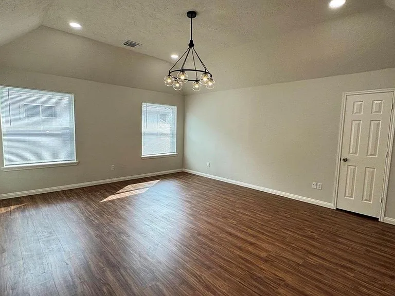 5015 Cottonglen Ct — Photo 17