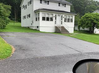 339 Llanfair Rd, Windber, PA 15963