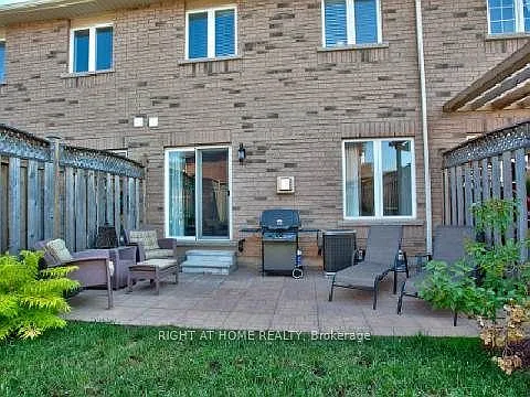 2422 Shadow Ct — Photo 7