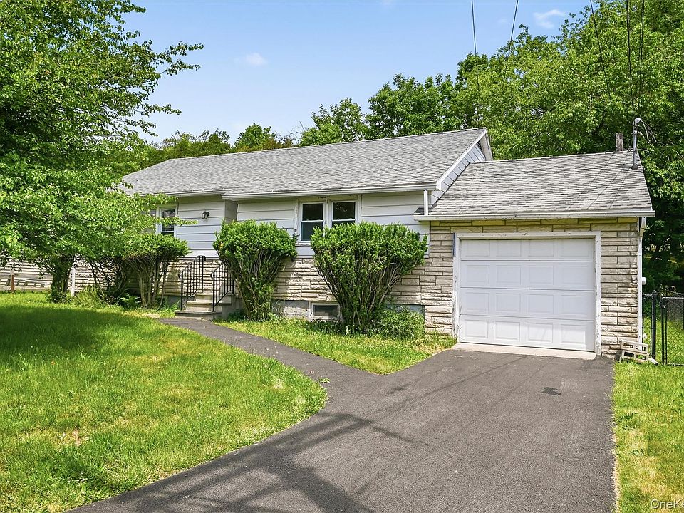 1st image of 21 Hillside Avenue