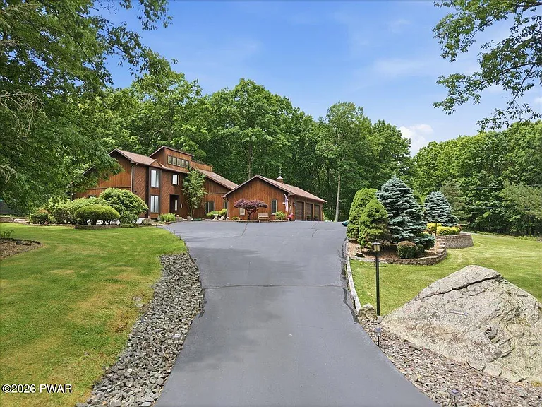 1075 Acacia Dr — Photo 46
