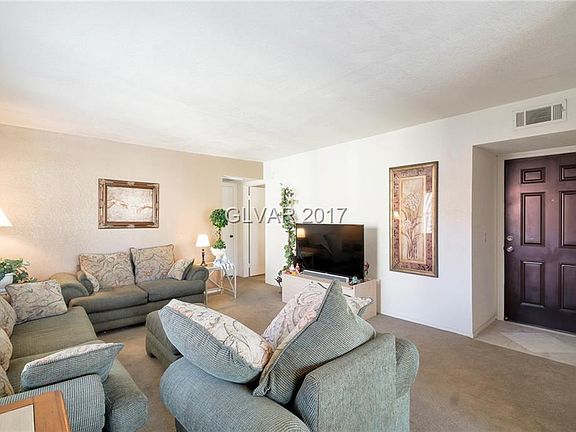 3rd image of 1405 Vegas Valley Dr APT 68