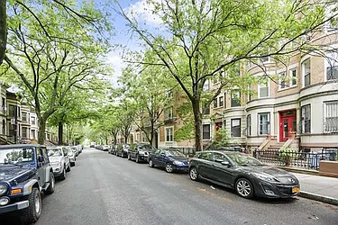 Sold by Avenue Sotheby's International Realty