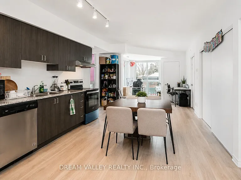 1 Falaise Rd #209 — Photo 5