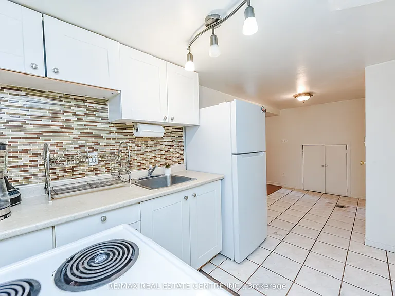 45 Autumn Blvd #LOWER — Photo 25