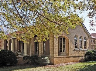 208 E Front St, Oxford, NC 27565