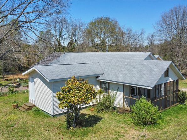 3000 W Point Pkwy, Opelika, AL 36804