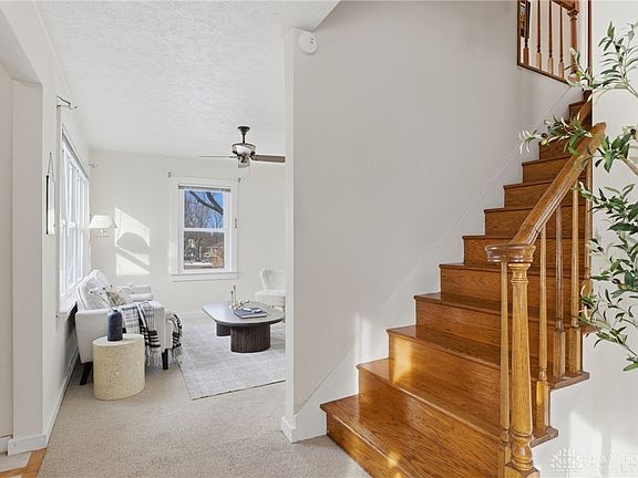 5th image of 6235 Studebaker Rd