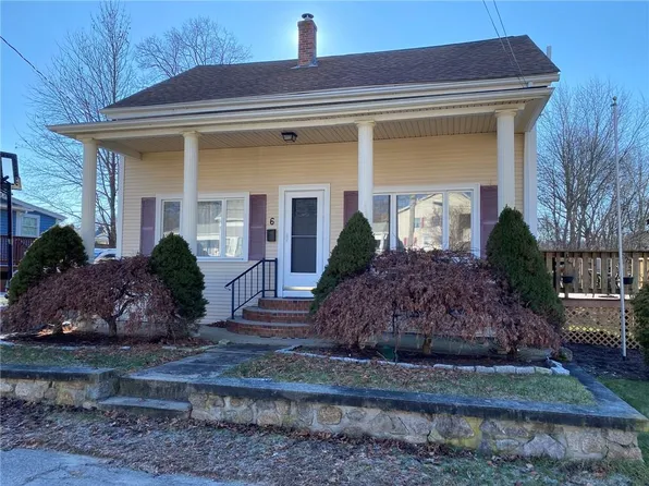 6 Terrace Ave, West Warwick, RI 02893