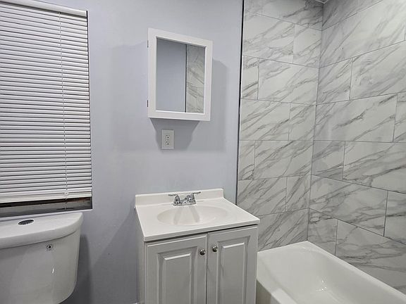 5th image of 5532 Sprague St #1A