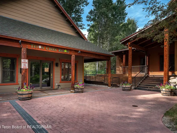 2740 Shadowmoon Ln #424, Driggs, ID 83422