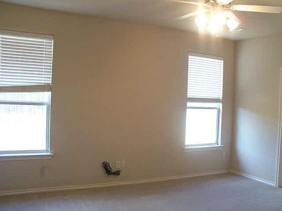 5th image of 2665 Silver Hill Dr