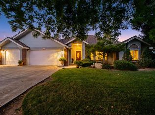 2625 Holly Ave, Clovis, CA 93611