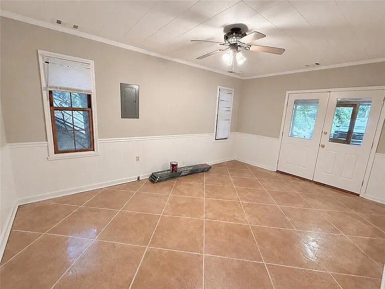 3945 Fraser Cir — Photo 10