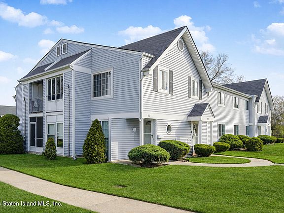 2nd image of 521 Correll Ave