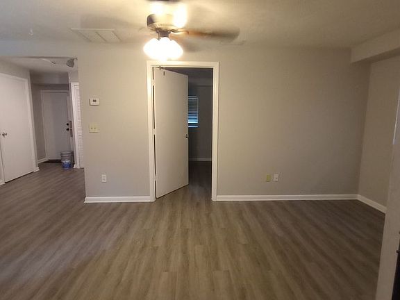 4th image of 1626 Alexander Dr