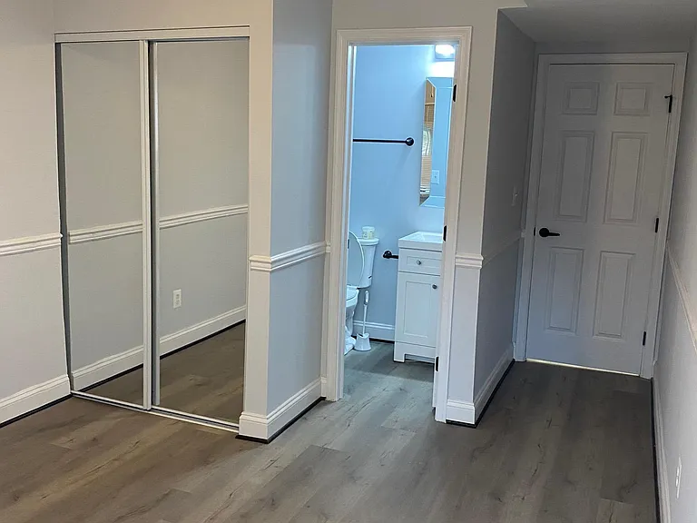 1025 N Carey St #C — Photo 7