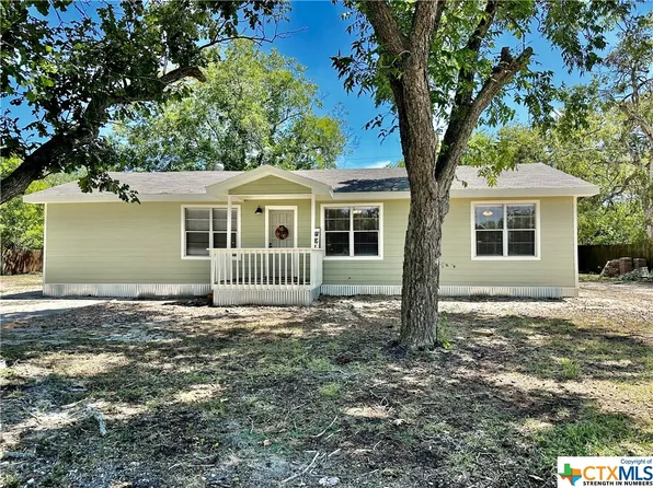 71 Avenue B E, Port Lavaca, TX 77979